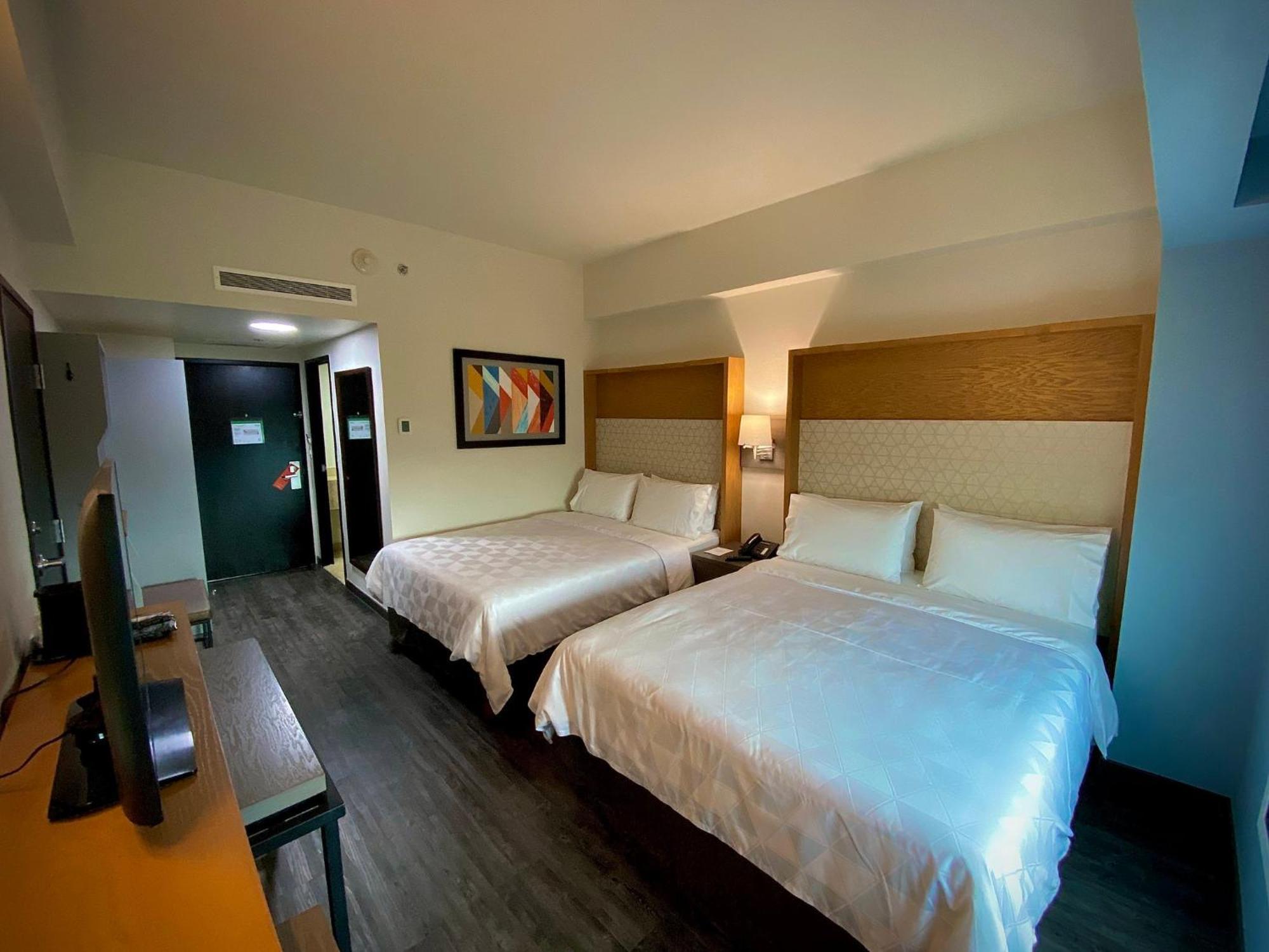 Holiday Inn Uruapan By Ihg Exterior foto